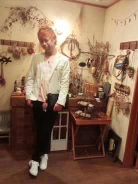 「AZUL（アズール）のアイテム」を使った、SHINSUKEさん（メンズ・179cm）の冬コーディネート