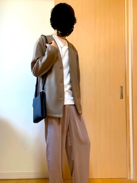 「Kappa（カッパ）のアイテム（スラックス）」を使った、みやごさん（メンズ・173cm）の秋コーディネート