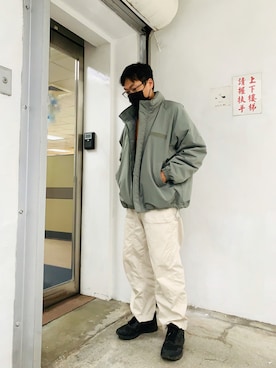 「plain-me（プレインミー）のアイテム（ジャケット/アウター）」を使った、levishenさん（メンズ・178cm）の冬コーディネート