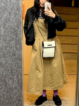 「アイテム（ジャンパースカート）」を使った、ychannoitinitiさん（レディース・160cm）の秋コーディネート