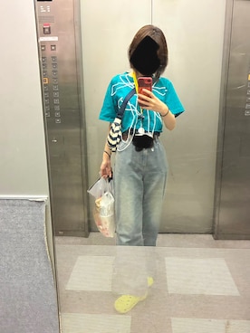 「アイテム（ボディバッグ/ウエストポーチ）」を使った、churaさん（レディース・160cm）の秋コーディネート