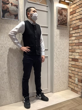 「アイテム（ビジネスシャツ）」を使った、BRICK HOUSE シャツ工房 徳重ヒルズウォーク店さん（メンズ・182cm）の冬コーディネート