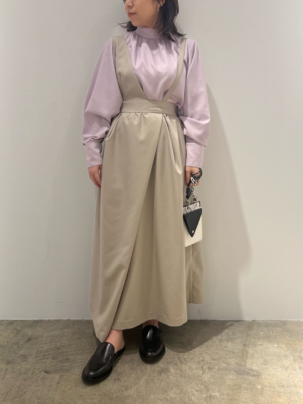 ELENDEEK（エレンディーク）の「ワンショルダージャンバースカート