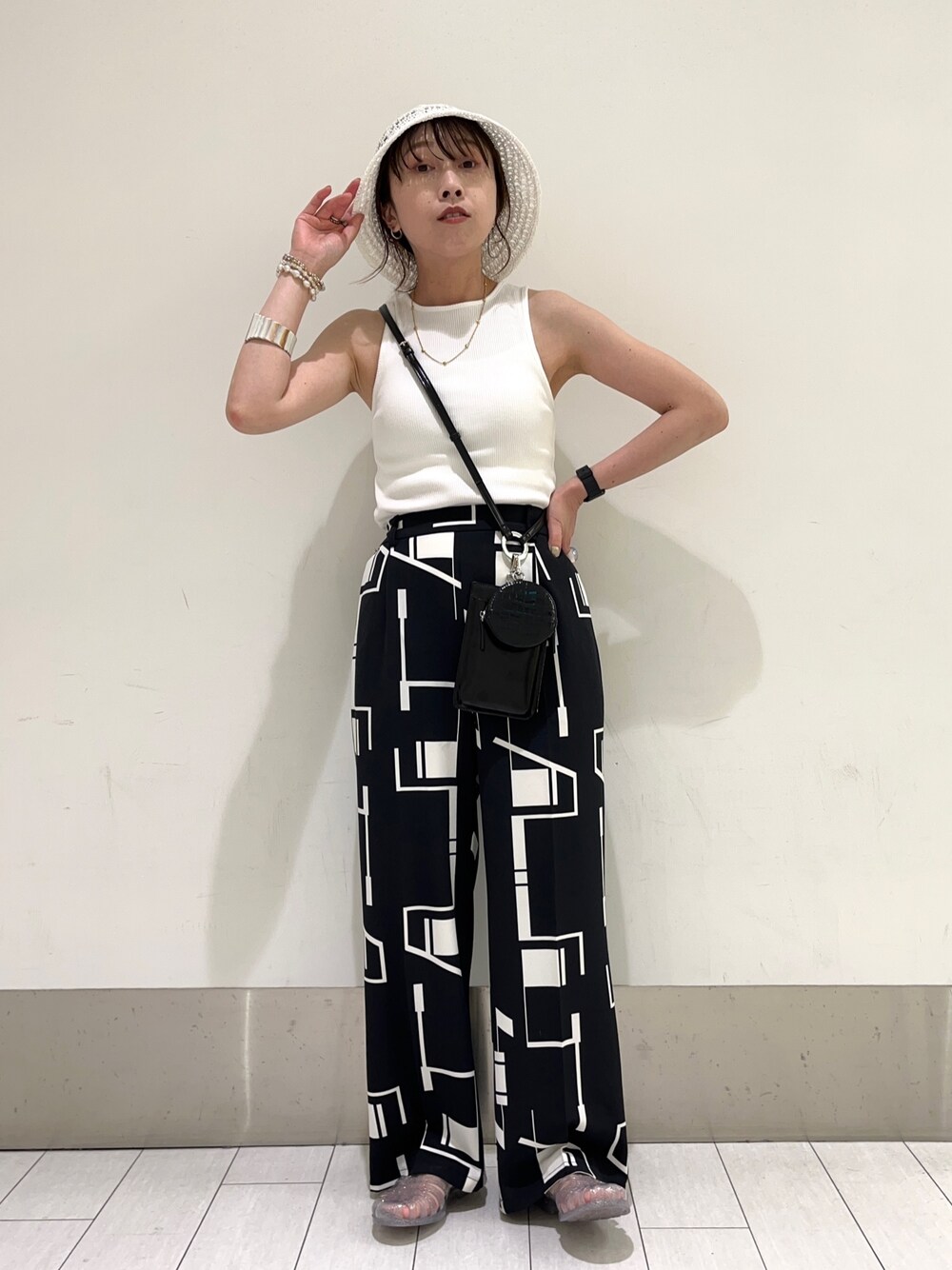 LOWRYS FARM（ローリーズファーム）の「ジオメトリックイージー