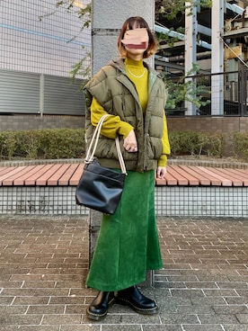 「マーメイドスカート」｜「アイテム（ダウンベスト）」を使った、まちるだ さん（レディース・157cm）の冬コーディネート