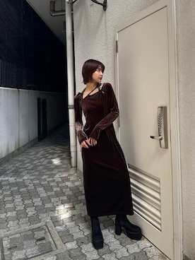 「MURUA（ムルーア）のアイテム」を使った、上原優香さん（レディース・163cm）の冬コーディネート