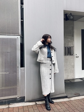 「MURUA（ムルーア）のアイテム（テーラードジャケット）」を使った、上原優香さん（レディース・163cm）の秋コーディネート