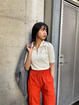 「MURUA（ムルーア）のアイテム（テーラードジャケット）」を使った、上原優香さん（レディース・163cm）の春コーディネート