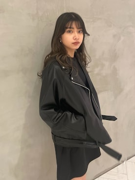 「MURUA（ムルーア）のアイテム（テーラードジャケット）」を使った、上原優香さん（レディース・163cm）の冬コーディネート