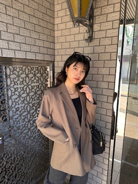 「MURUA（ムルーア）のアイテム（テーラードジャケット）」を使った、上原優香さん（レディース・163cm）の冬コーディネート