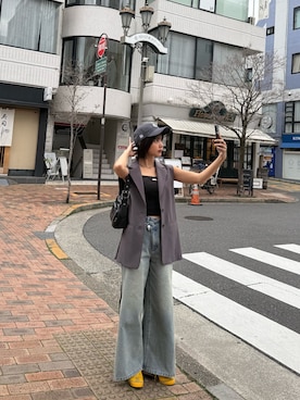 「MURUA（ムルーア）のアイテム（トップス）」を使った、上原優香さん（レディース・163cm）の春コーディネート