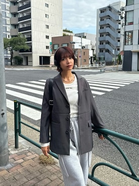 「MURUA（ムルーア）のアイテム（スウェットパンツ）」を使った、宇田川優香さん（レディース・163cm）の秋コーディネート