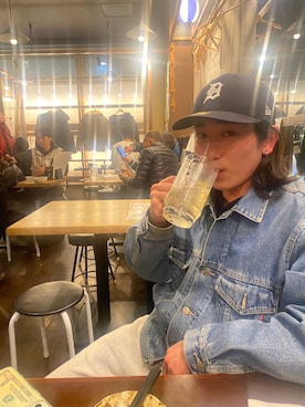 「アイテム（スウェットパンツ、シルバー系）」を使った、ivl8zkさん（メンズ・168cm）の春コーディネート