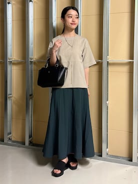 「THE SHOP TK （ザ ショップ ティーケー ）の【M-XL/二の腕カバー】さらり麻調メッシュ5分袖ブラウス（シャツ/ブラウス、ベージュ系）」を使った、saho(低身長コーデ)さん（レディース・150cm）の夏コーディネート