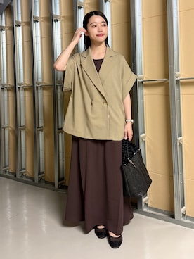 「THE SHOP TK （ザ ショップ ティーケー ）の【夏の通勤スタイルに】涼やかな着心地 麻調ダブルブレストジャケット（テーラードジャケット、ベージュ系）」を使った、saho(低身長コーデ)さん（レディース・150cm）の春コーディネート