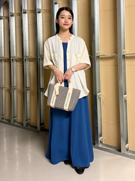 「THE SHOP TK （ザ ショップ ティーケー ）の【M-XL/二の腕カバー】ダブルポケット金ボタン 5分袖シャツ（シャツ/ブラウス、ホワイト系）」を使った、saho(低身長コーデ)さん（レディース・150cm）の春コーディネート