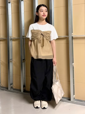 「THE SHOP TK （ザ ショップ ティーケー ）の【ひんやり／吸水速乾／UV】ビスチェ風 切り替えTシャツ（Tシャツ/カットソー、ホワイト系）」を使った、saho(低身長コーデ)さん（レディース・150cm）の春コーディネート