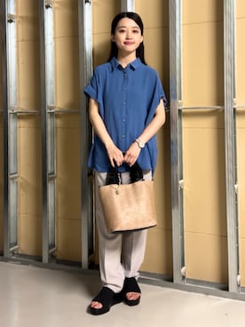 「THE SHOP TK （ザ ショップ ティーケー ）の【ひんやり/防しわ/UV/吸水速乾】襟付き フレンチスリーブシャツ（シャツ/ブラウス、ブルー系）」を使った、saho(低身長コーデ)さん（レディース・150cm）の夏コーディネート