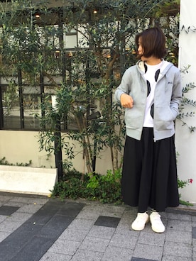 「A.P.C.（アーペーセー）のアイテム（トップス）」を使った、Natural Shoe Store静岡店さん（レディース・162cm）の春コーディネート