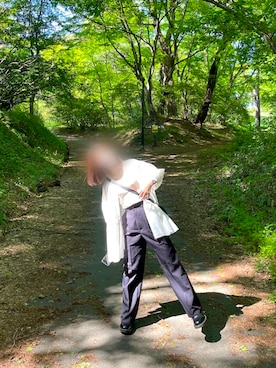 「INGNI（イング）のアイテム（シャツ/ブラウス、ホワイト系）」を使った、あげちさん（レディース・155cm）の春コーディネート
