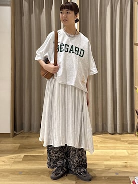 「studio CLIP（スタディオクリップ）のショートボールネックレス（ネックレス、その他）」を使った、シュナさん（レディース・160cm）の春コーディネート