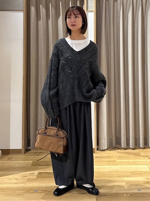 セール】3ゲージVネックケーブルニットプルオーバー（ニット/セーター