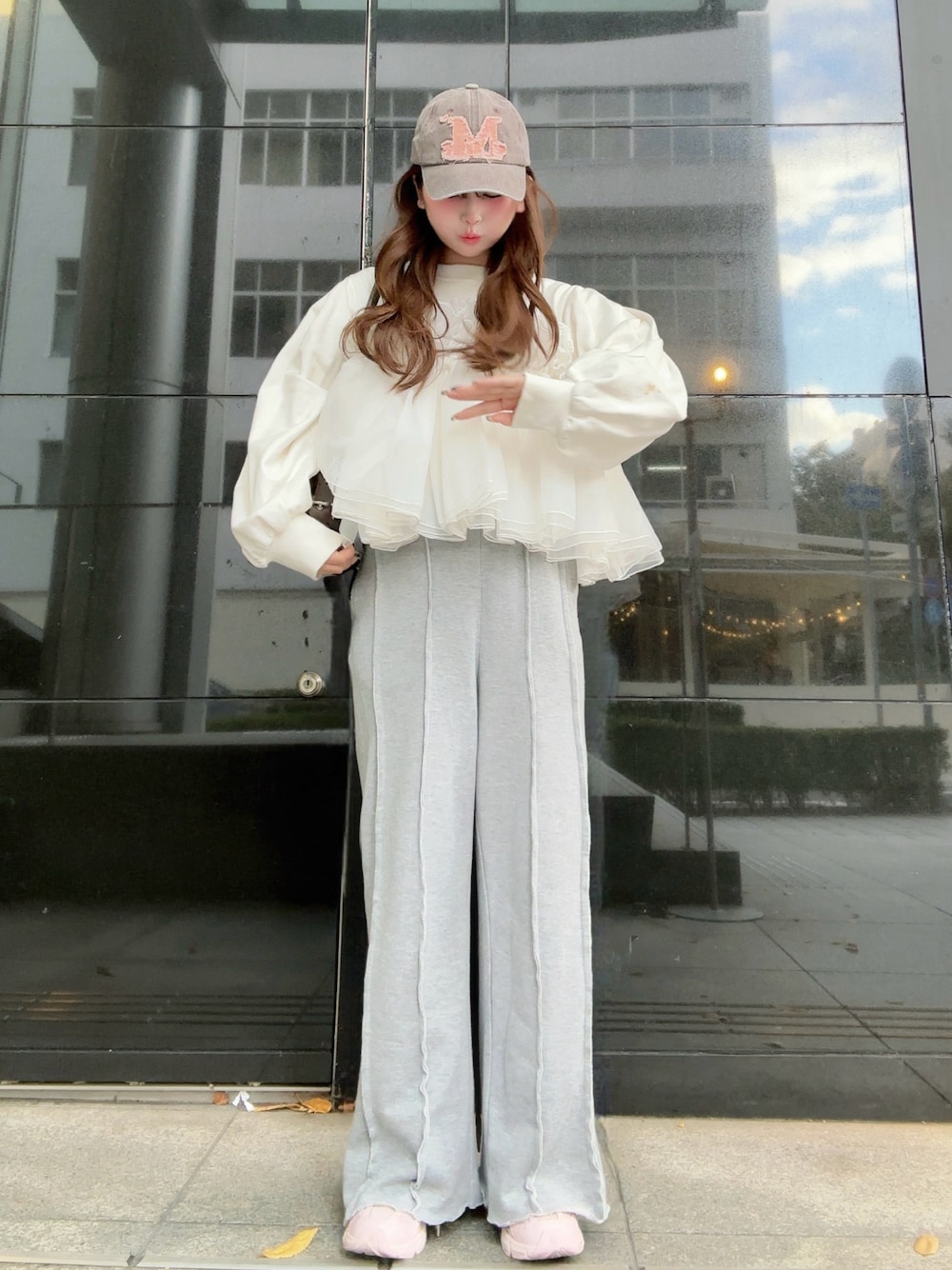 Bibiy.のスウェットを使った人気ファッションコーディネート - WEAR