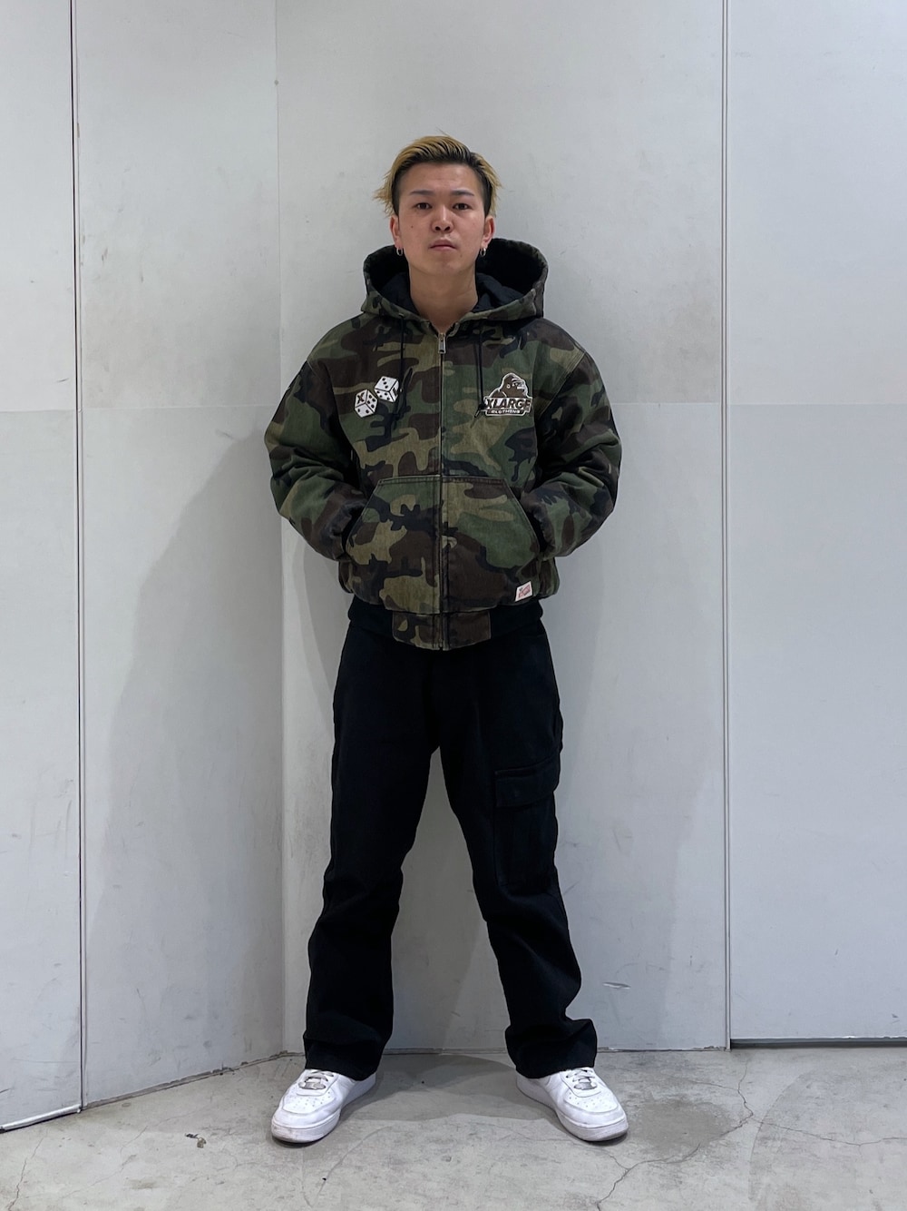 「XLARGE」｜「XLARGEのDICE HOODED WORK JACKET（ブルゾン、その他）」を使った、Xlarge_Willyさん（メンズ・165cm）の冬コーディネートの1枚目の写真