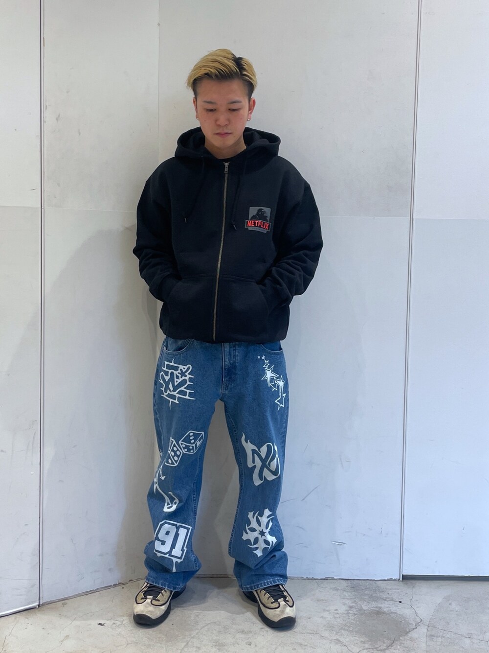 こなた　XLAEGE NETFLIX コラボパーカー　M Hatsunex x SAWAMURAX “limited”コラボパーカー（BLACK） |