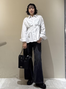 「VIS（ビス）のアイテム（デニムパンツ）」を使った、harunaさん（レディース・162cm）の秋コーディネート