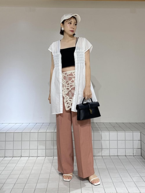 CHARLES & KEITH メタリックアクセント ブロックヒールサンダル