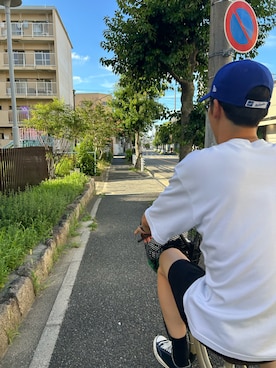 「ショートパンツスタイル」｜「アイテム（ブルー系）」を使った、りくさん（メンズ・178cm）の夏コーディネート