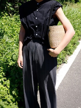 「SHOO・LA・RUE（シューラルー）の【洗える】楽してほっそり見え カットプリーツパンツ（その他パンツ）」を使った、Mon.さん（レディース・157cm）の夏コーディネート