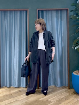 「アイテム（バッグ、ブルー系）」を使った、67remiさん（レディース・160cm）の秋コーディネート