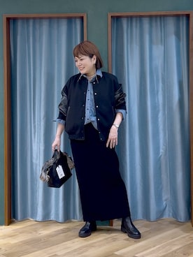 「アイテム（スタジャン）」を使った、67remiさん（レディース・160cm）の秋コーディネート