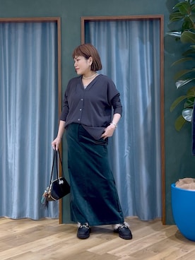 「アイテム（キーホルダー、グリーン系）」を使った、67remiさん（レディース・160cm）の秋コーディネート