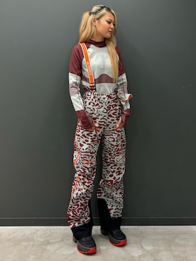「adidas by Stella McCartney（アディダスバイステラマッカートニー）のアイテム（スニーカー）」を使った、mirikaさん（レディース・164cm）の秋コーディネート