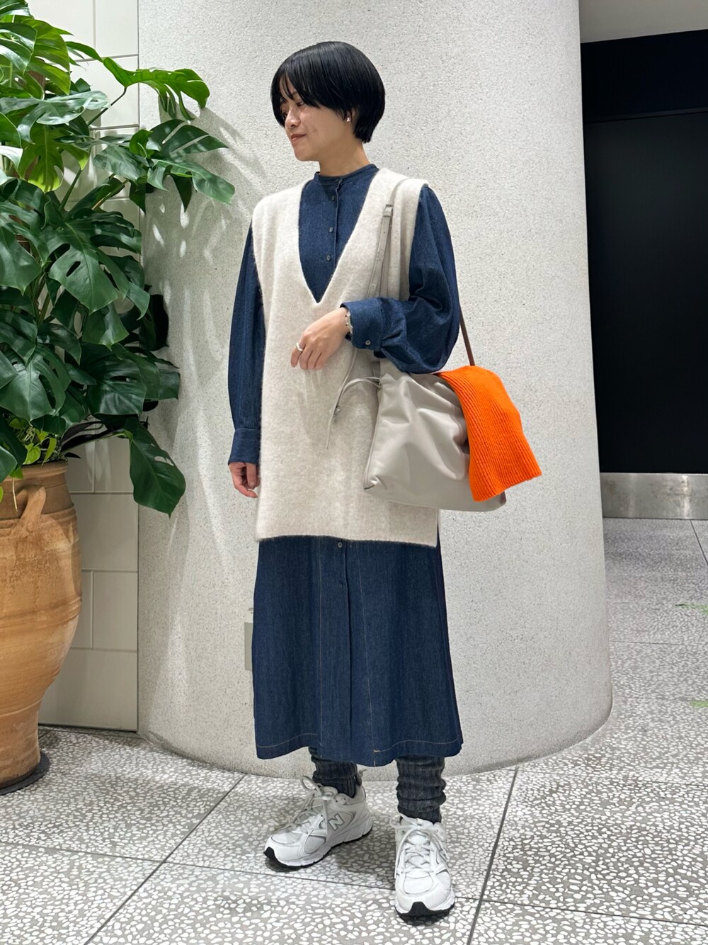 ベスト ラクーン混 深Vネックニットロングベスト ラクーン混 深Vネックニットロングベスト