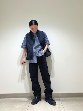 「URBAN RESEARCH（アーバンリサーチ）のWide Dad　NYLON DAD VEST（ベスト、ブルー系）」を使った、EIKICHIさん（メンズ・170cm）の春コーディネート