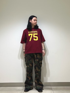 「URBAN RESEARCH（アーバンリサーチ）のURBAN RESEARCH iD　3-D CUTTING CARGO PANTS（その他パンツ、その他）」を使った、EIKICHIさん（メンズ・170cm）の春コーディネート