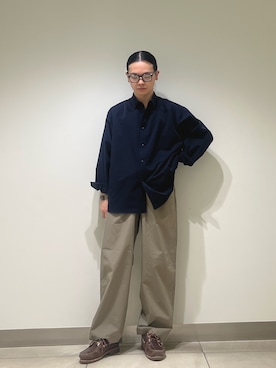 「EKAL（エカル）のDOT AIR LONG-SLEEVE  SHIRTS（シャツ/ブラウス、ブルー系）」を使った、EIKICHIさん（メンズ・170cm）の春コーディネート