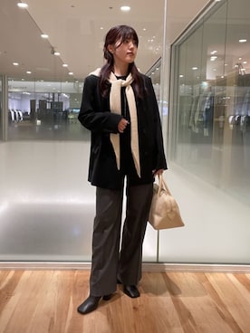 「アイテム（バンダナ/スカーフ）」を使った、RIRI_WHIMさん（レディース・158cm）の秋コーディネート