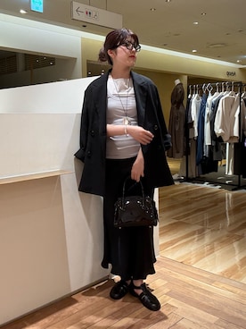 「THE PAUSE（ザ ポーズ）のアイテム」を使った、RIRI_WHIMさん（レディース・158cm）の春コーディネート