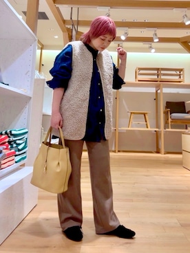 「アイテム（バングル/リストバンド）」を使った、あおばさん（レディース・152cm）の秋コーディネート