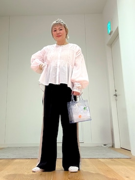 「KBF（ケイビーエフ）のアイテム（シューズ）」を使った、あおばさん（レディース・152cm）の春コーディネート