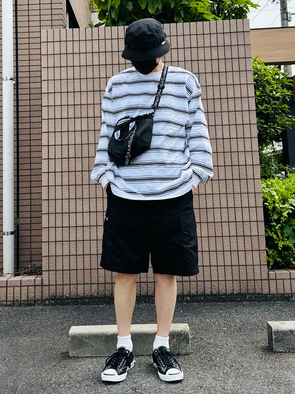 WTAPSのカーゴパンツ（ブラック系）を使った人気ファッション