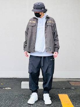 「thisisneverthat（ディスイズネバーザット）のアイテム」を使った、𝒑𝒋 𝒂𝒏𝒅 𝒆𝒄さん（メンズ・168cm）の春コーディネート