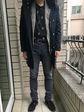 「HUGO BOSS（ヒューゴボス）のアイテム（パンツ）」を使った、Ivano Shiehさん（メンズ・178cm）の冬コーディネート
