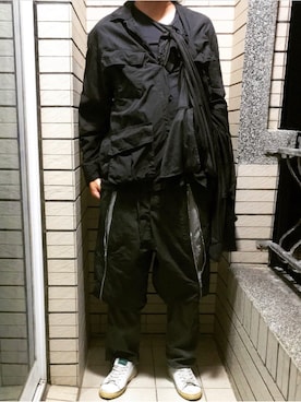 「Yohji Yamamoto（ヨウジヤマモト）のアイテム（トップス）」を使った、Ivano Shiehさん（メンズ・178cm）の夏コーディネート