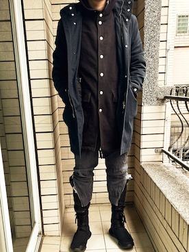 「Calvin Klein（カルバン・クライン）のアイテム（ジャケット/アウター）」を使った、Ivano Shiehさん（メンズ・178cm）の冬コーディネート
